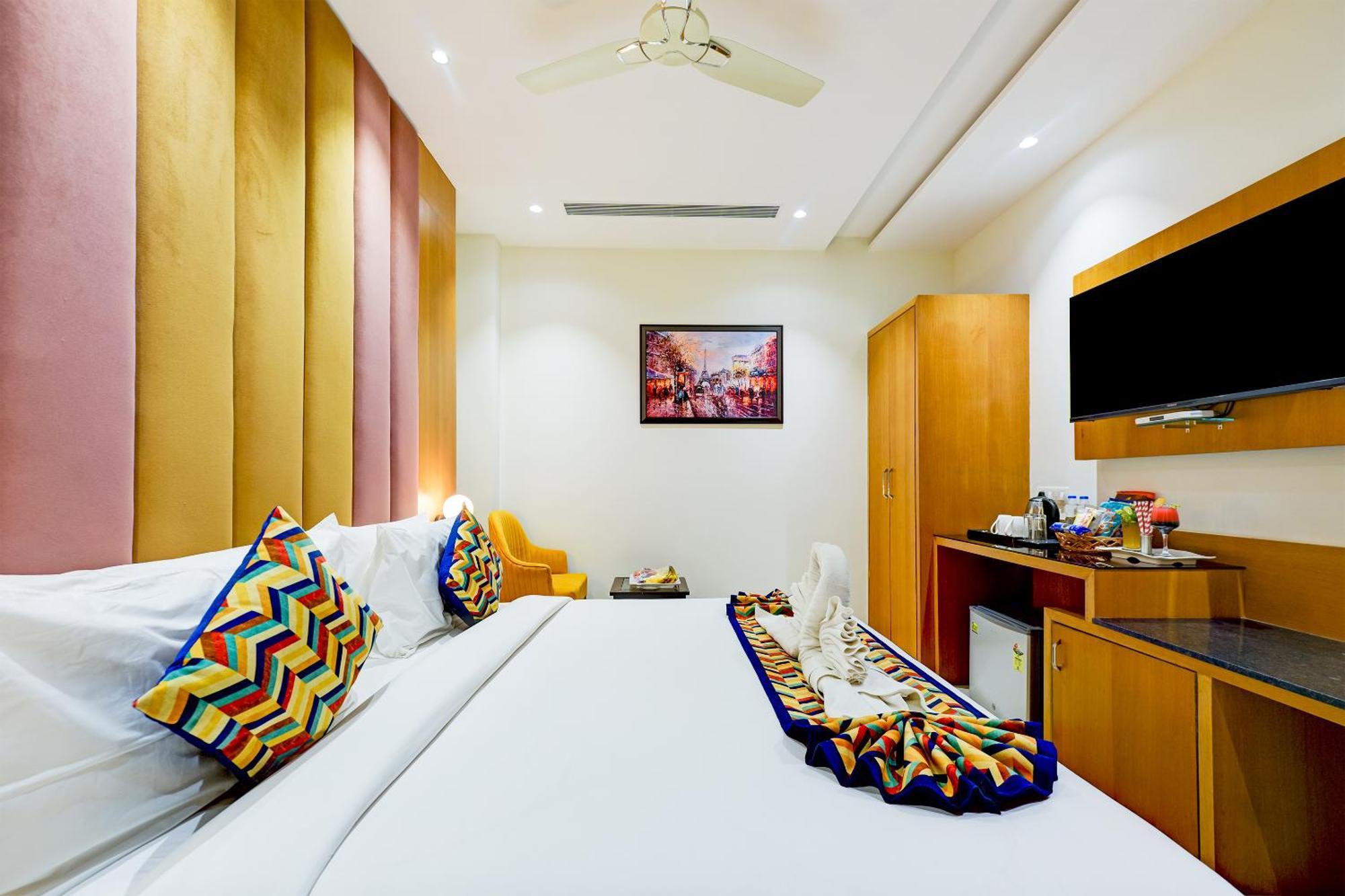 Classio Royale By Io Hotels Near Golden Temple Amritsar Extérieur photo