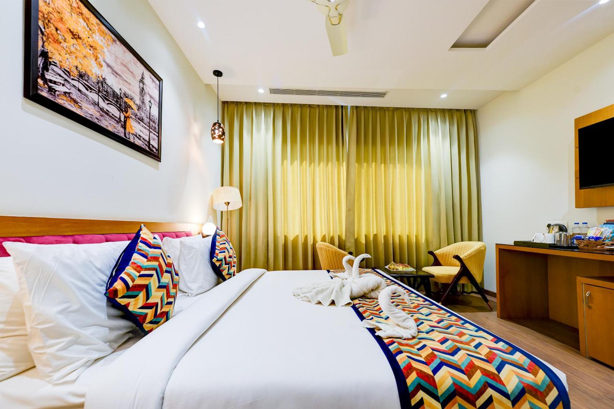 Classio Royale By Io Hotels Near Golden Temple Amritsar Extérieur photo