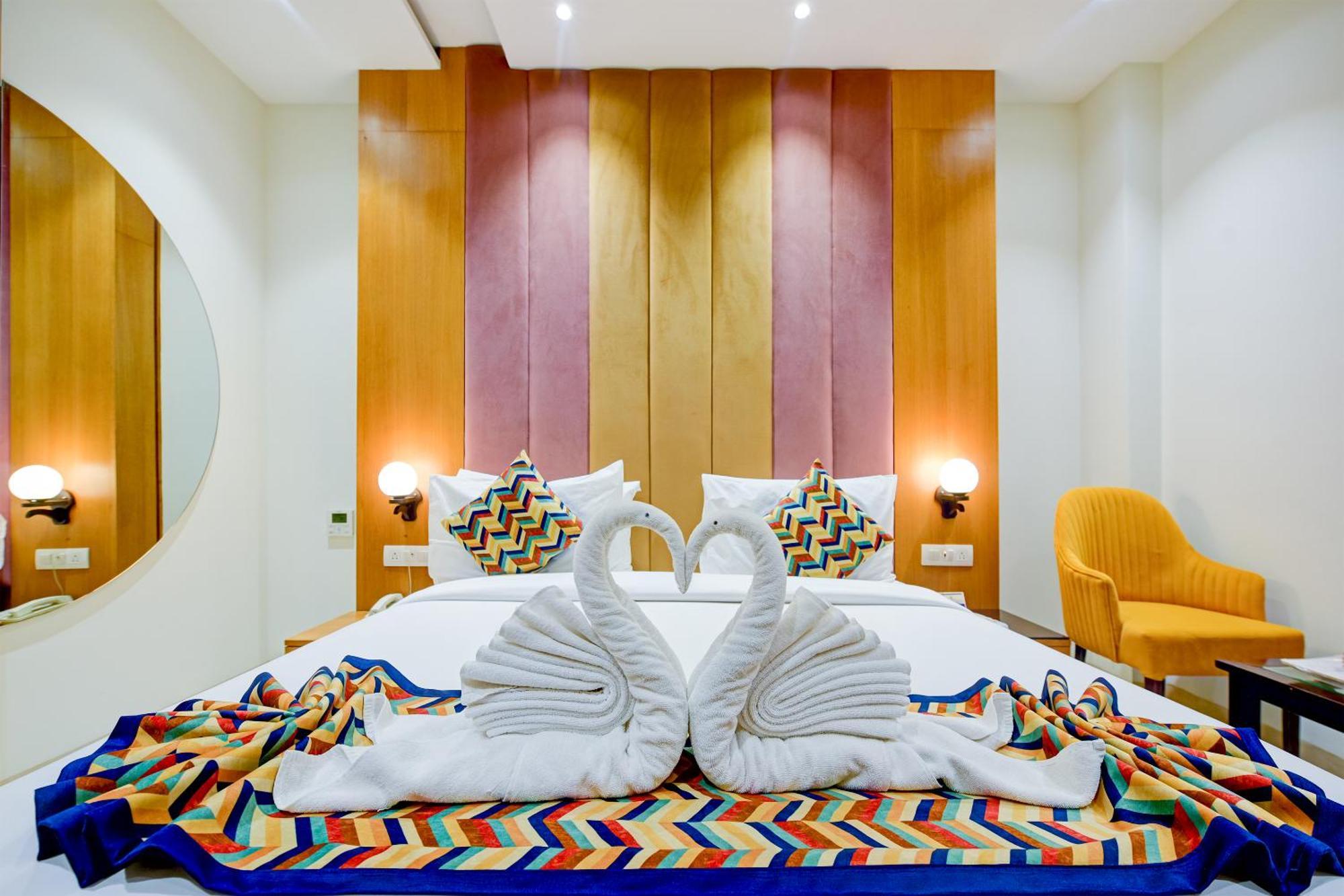 Classio Royale By Io Hotels Near Golden Temple Amritsar Extérieur photo