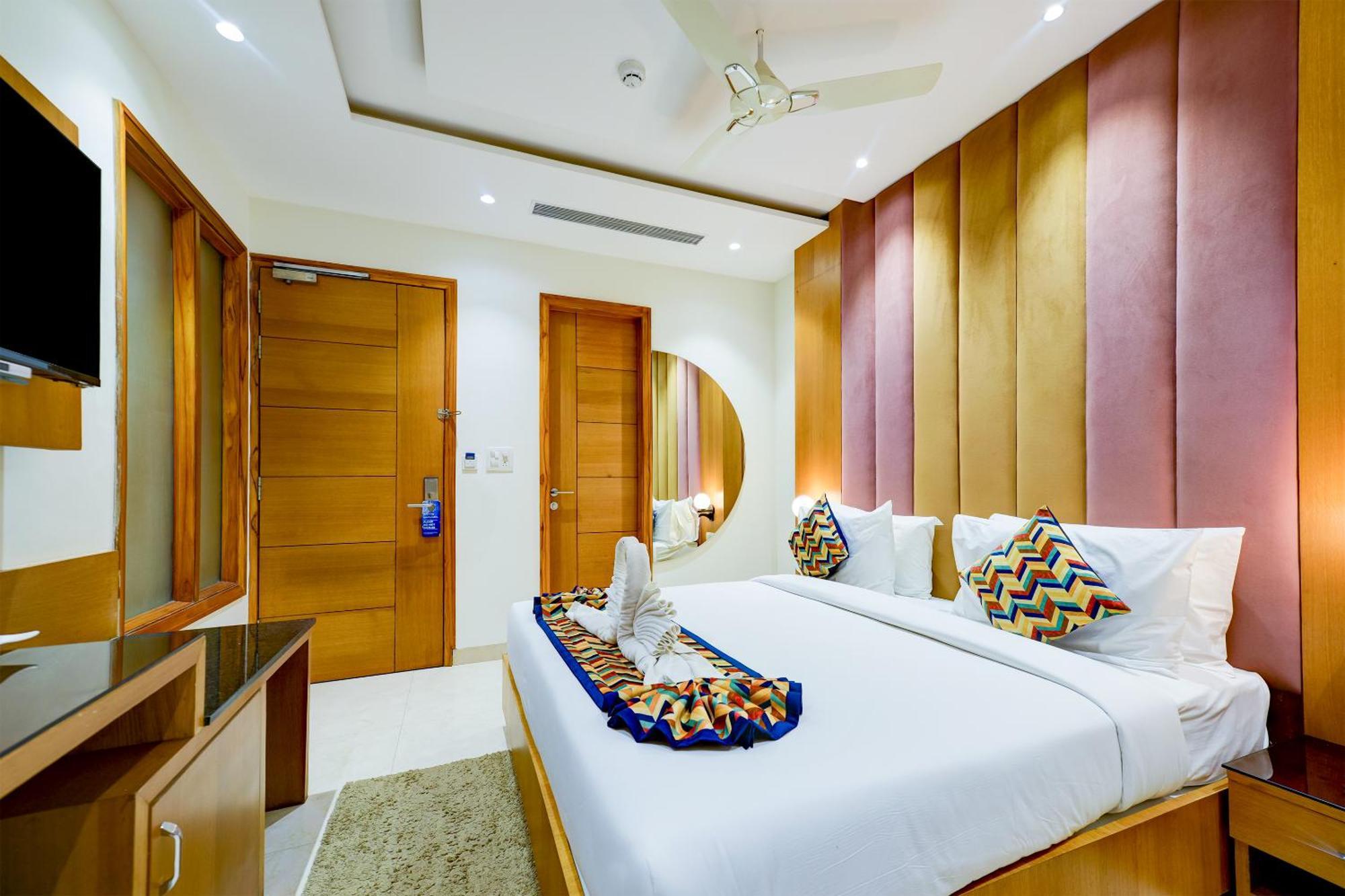 Classio Royale By Io Hotels Near Golden Temple Amritsar Extérieur photo
