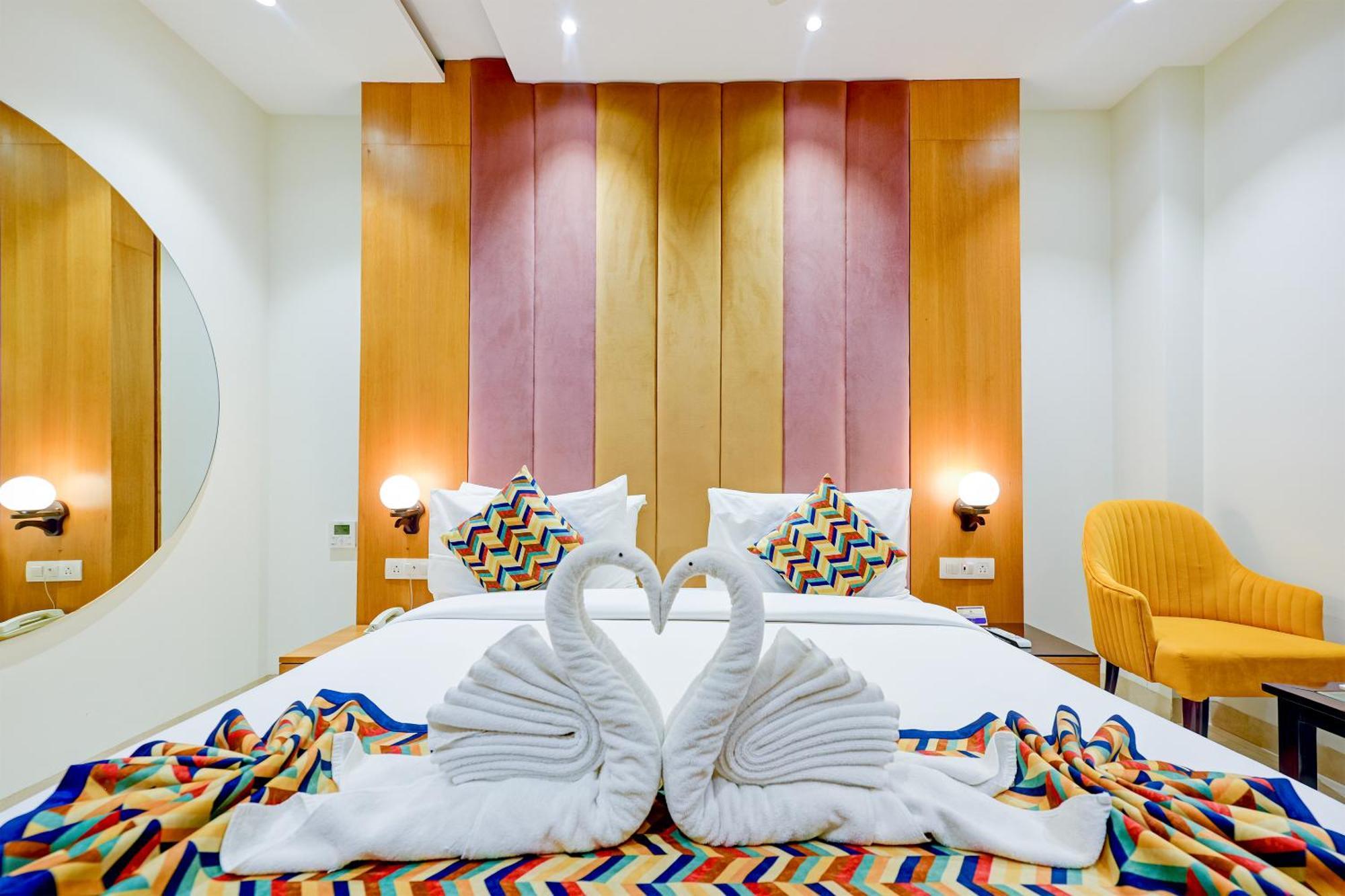 Classio Royale By Io Hotels Near Golden Temple Amritsar Extérieur photo
